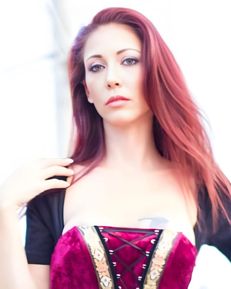 Scarlet Essex