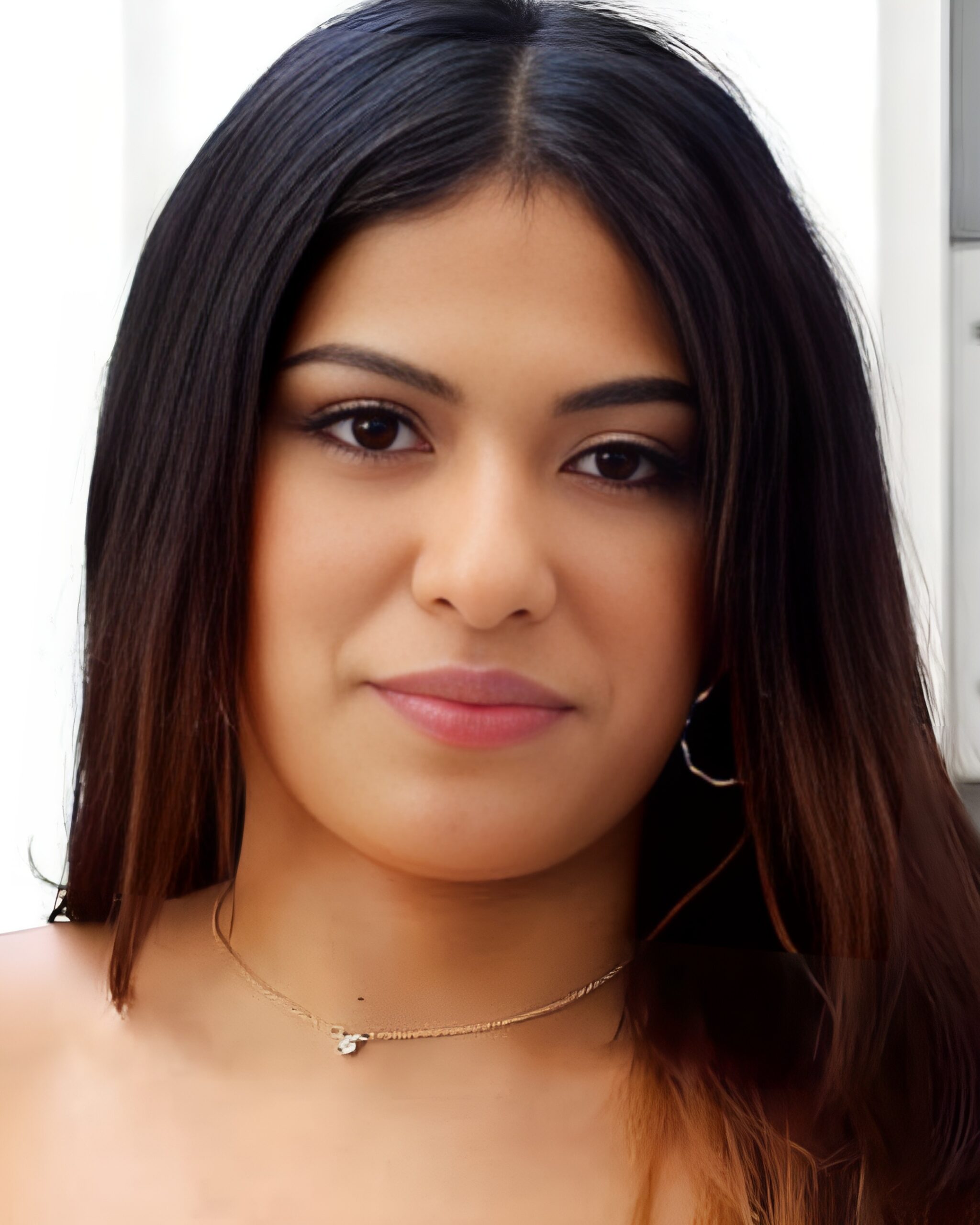 Reyna Belle