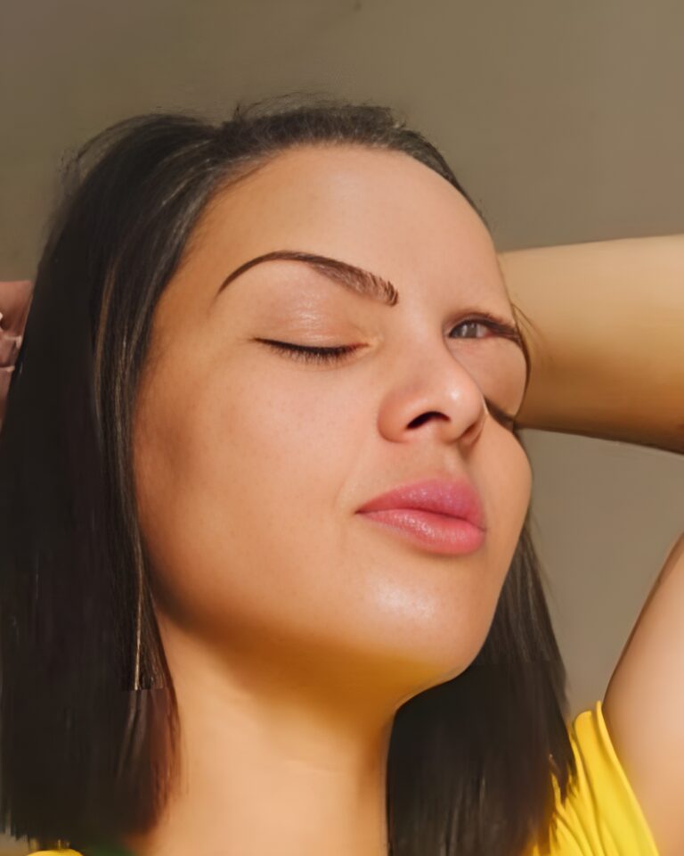 Debora Andrade