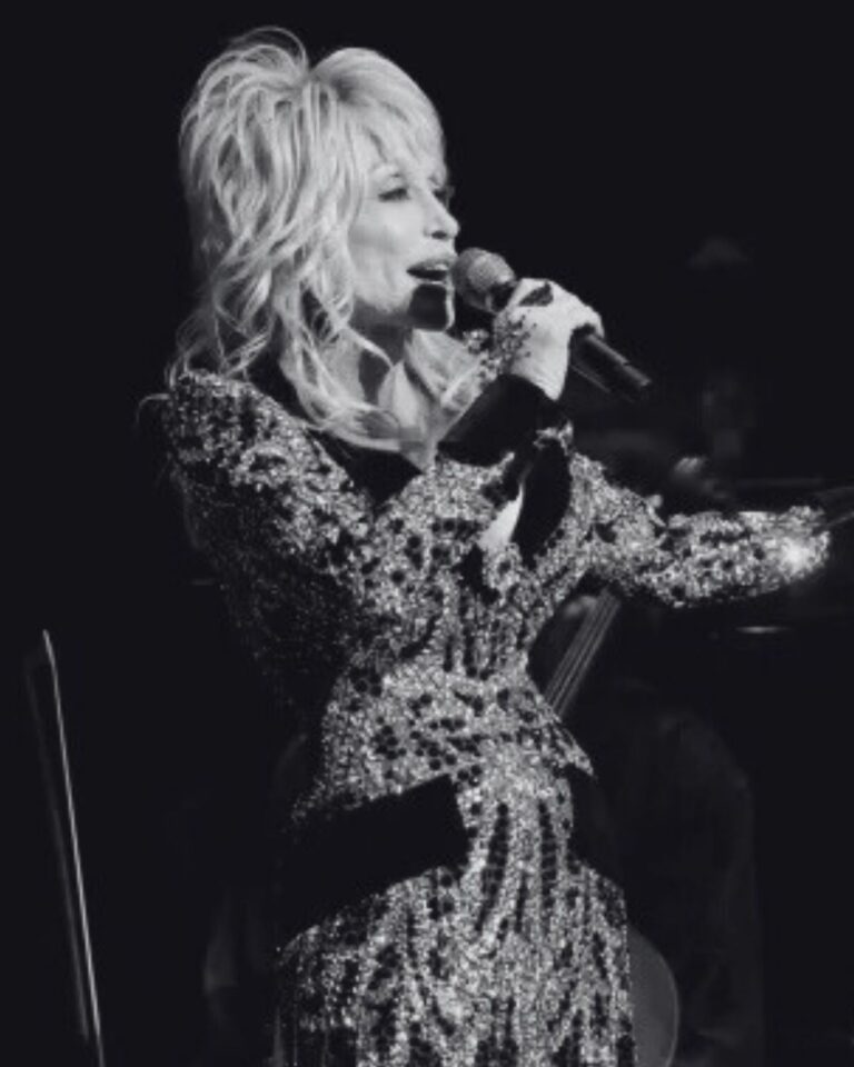 Dolly Parton Musical Still on Track Despite Health Challenges